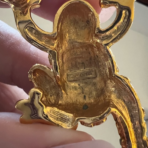 Vintage Monet Frog Brooch - Picture 4 of 4
